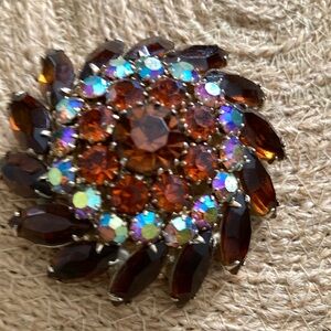 Elegant Multicolor Crystal Brooch